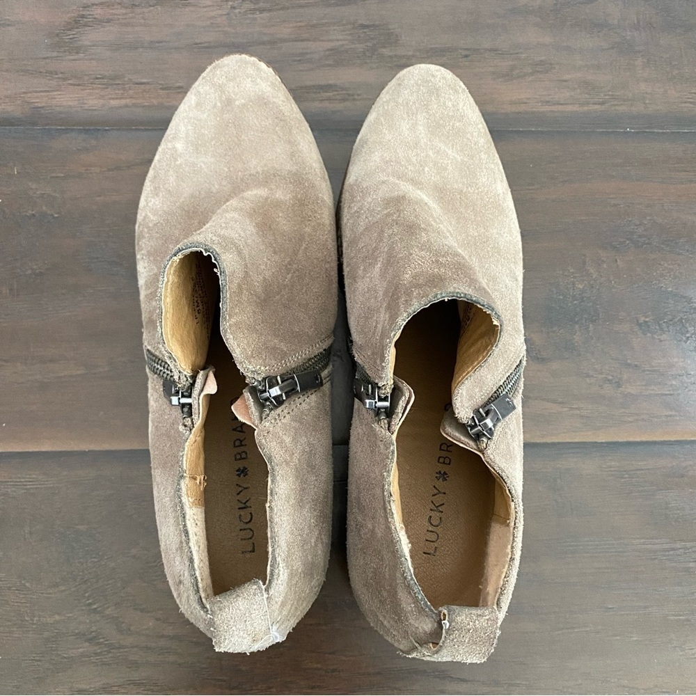 Lucky Brand Women's Tan Ankle Boot Upper Leather Two Zippers Size 8 - Picture 2 of 8